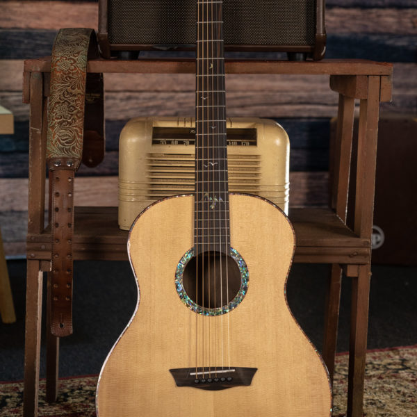 Washburn Bella Tono Elegante S24S Gloss Natural Guitarra Acústica 1