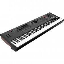 Kurzweil K-2700 sintetizador